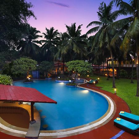 Lemon Tree Amarante Beach Resort, Goa Кандолим Экстерьер фото