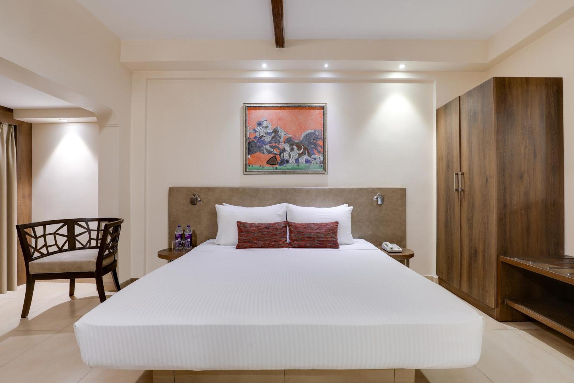 Lemon Tree Amarante Beach Resort, Goa Кандолим Экстерьер фото