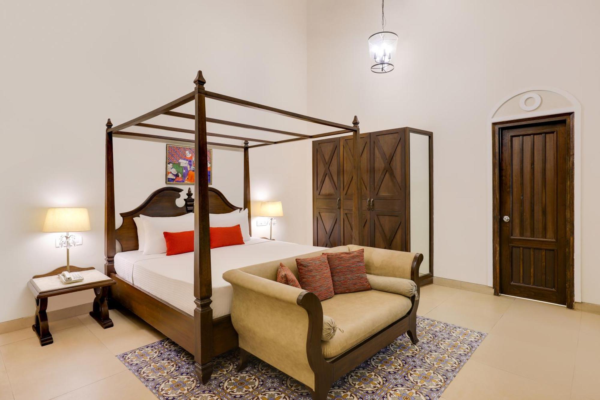 Lemon Tree Amarante Beach Resort, Goa Кандолим Экстерьер фото