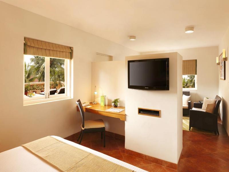 Lemon Tree Amarante Beach Resort, Goa Кандолим Экстерьер фото