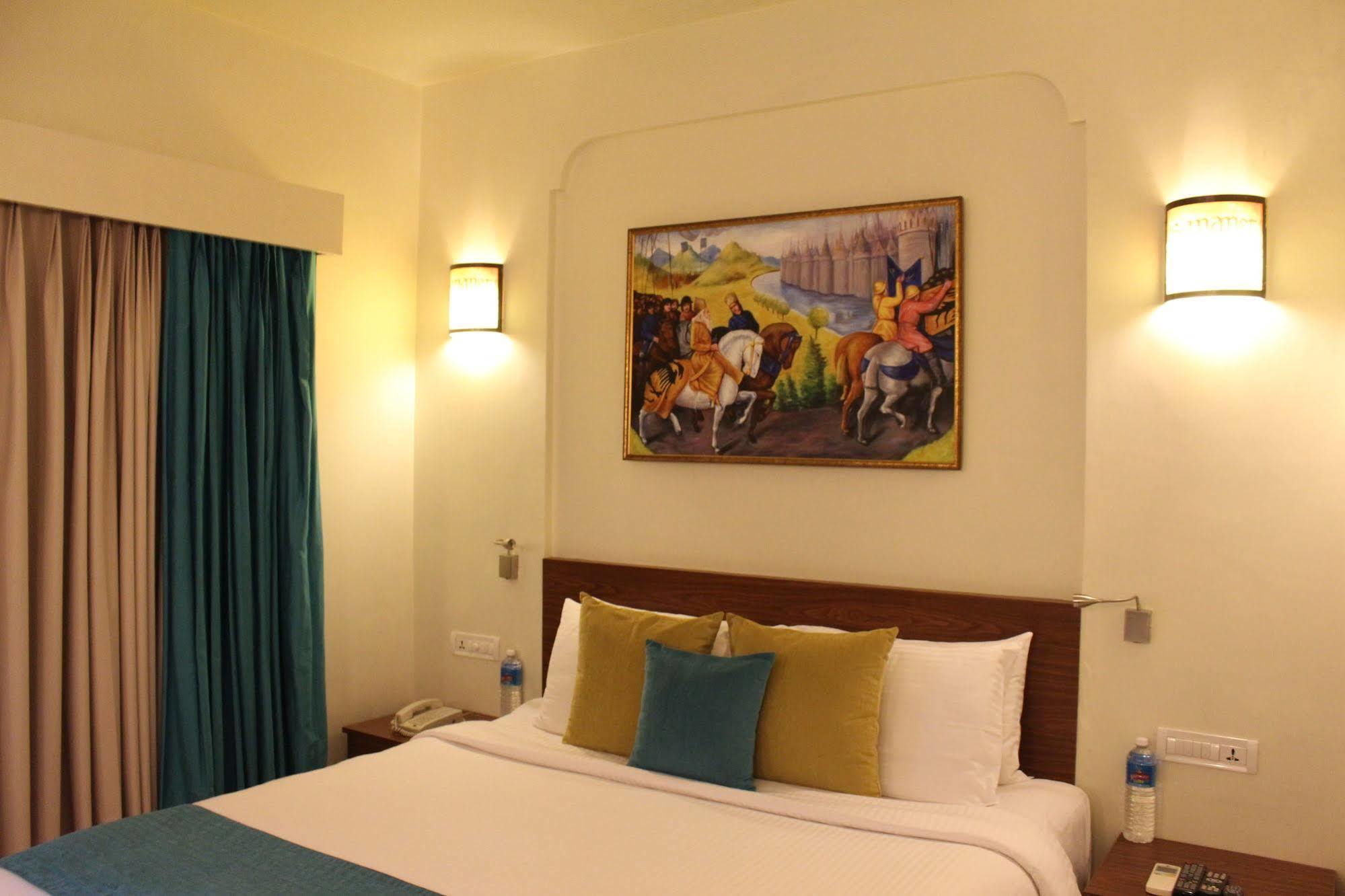 Lemon Tree Amarante Beach Resort, Goa Кандолим Экстерьер фото
