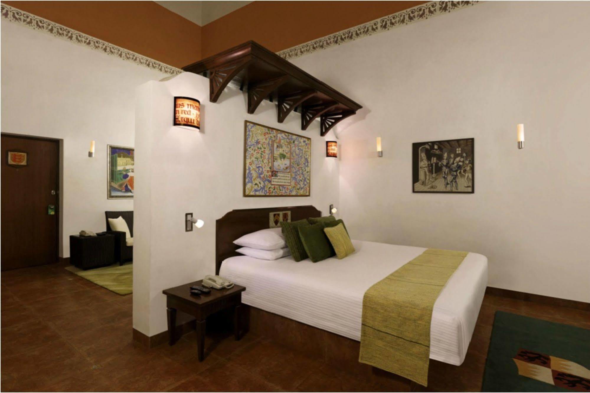 Lemon Tree Amarante Beach Resort, Goa Кандолим Экстерьер фото