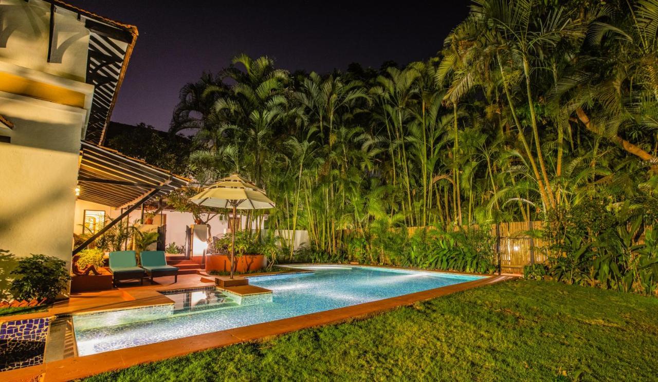 Lemon Tree Amarante Beach Resort, Goa Кандолим Экстерьер фото